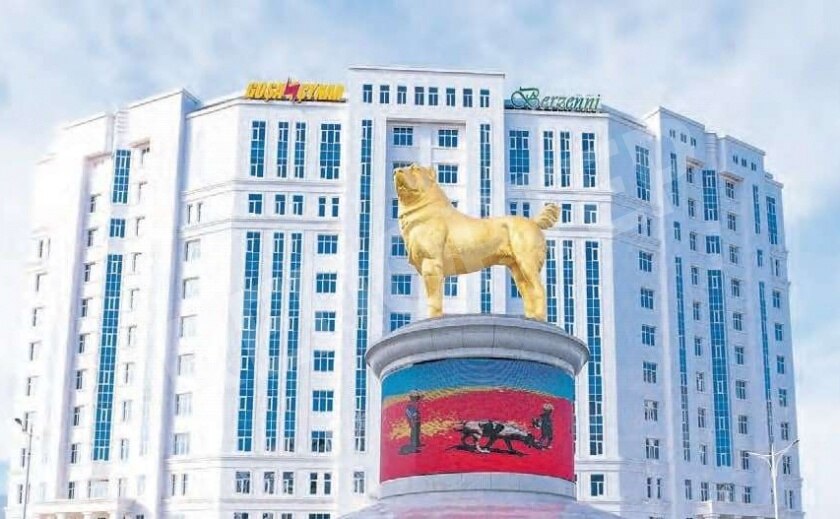 Судей КСУ косит COVID-19, а в Антарктиде, Северной Корее и Туркменистане все здоровы СВОДКА