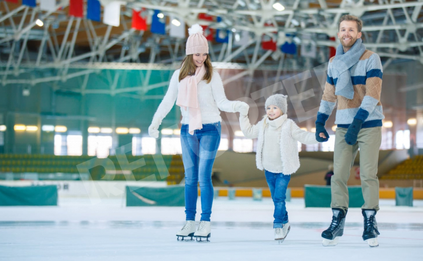 Семьи днепровских бойцов приглашают бесплатно покататься на коньках