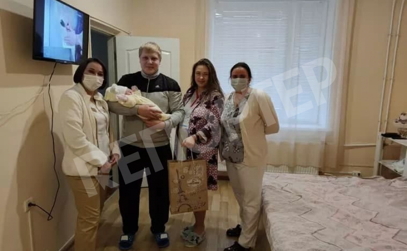 Малышка Варя стала тысячной новорожденной в Никополе в 2020 году