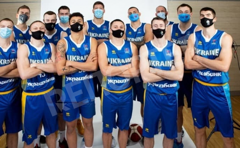 За Украину на Евробаскет-2022 сыграют 8 баскетболистов Днепра и Каменского
