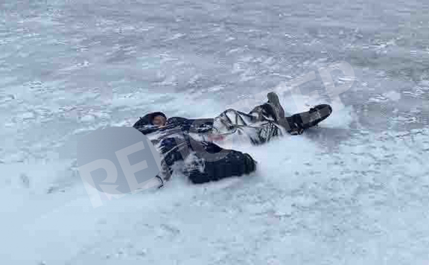 В Днепре обнаружили еще один вмерзший в лёд труп неизвестного
