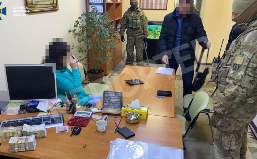 В Днепре спецслужба снова раскрыла «конверт» В Днепре спецслужба снова раскрыла «конверт»