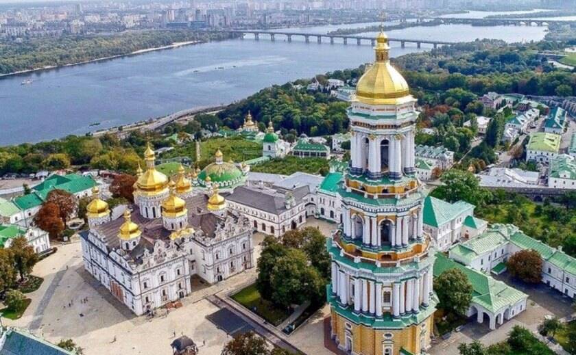 Виталий Кличко заявил, что в Киево-Печерской Лавре 26 человек заразились COVID-19