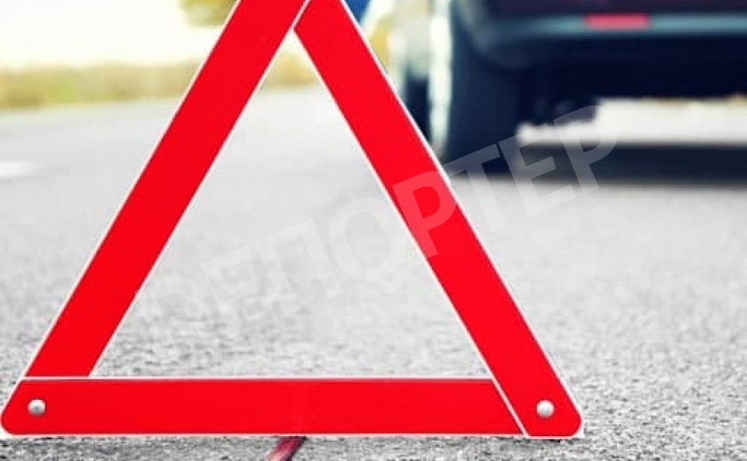 В Днепре Tesla сбила человека
