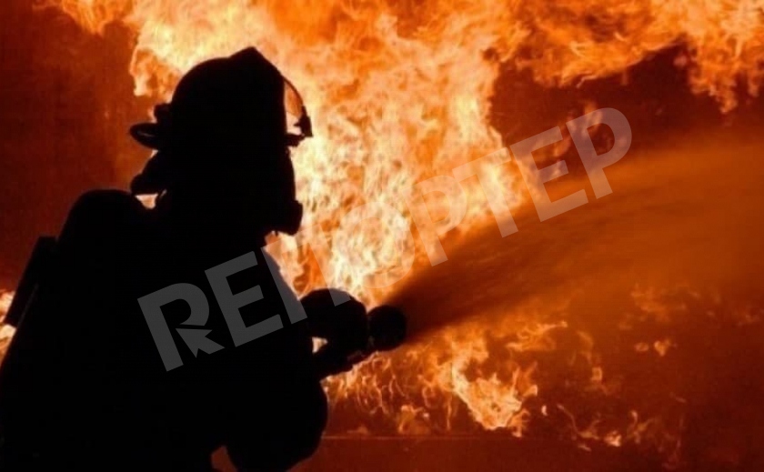 В днепровской многоэтажке произошел пожар В днепровской многоэтажке произошел пожар