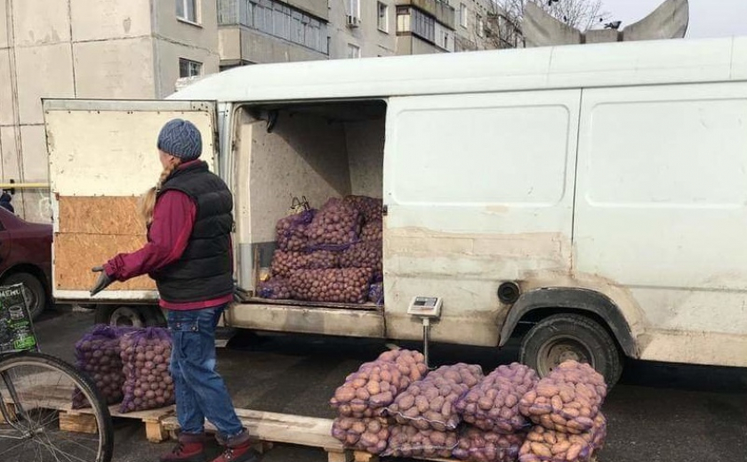 В Павлограде конфисковывают картошку