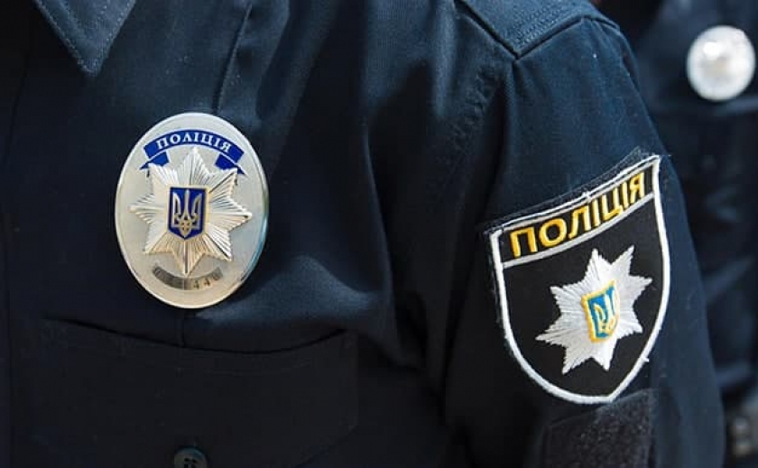 «Стражи беспорядка»: в Днепре патрульные совершили преступление