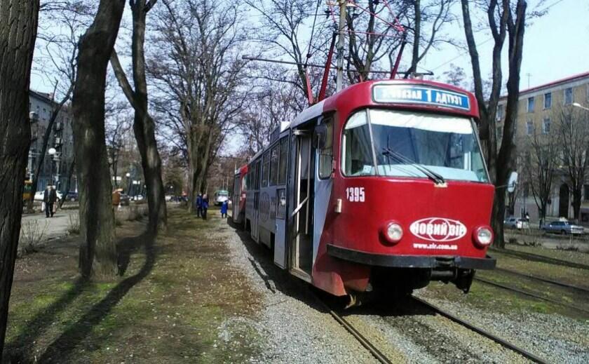 В Днепре электротранспорт завтра не доедет до Транспортного