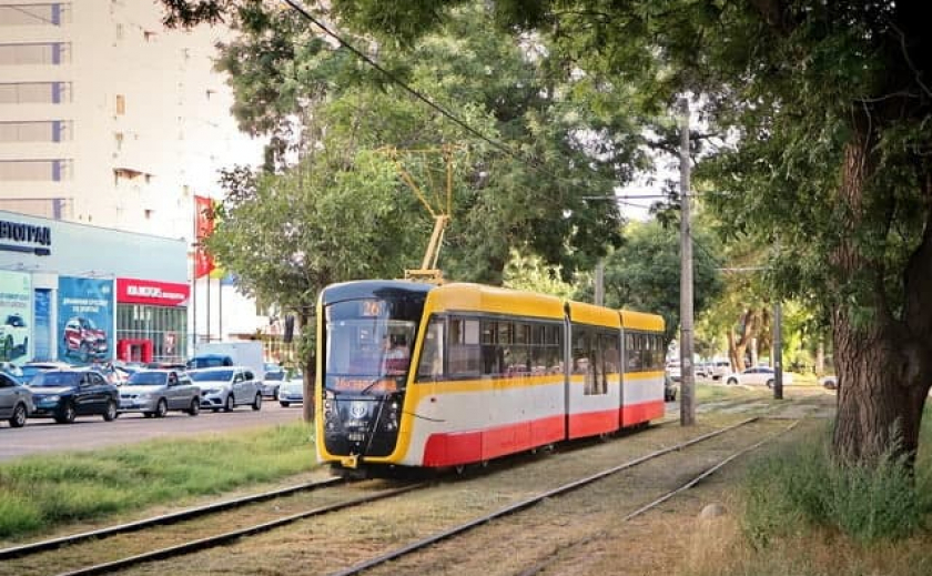 Для Днепра и Кривого Рога закупят новые низкопольные трамваи