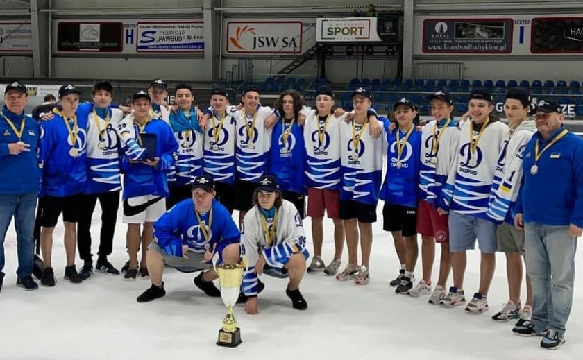 Хоккеисты «Динамо-2005» из Днепра выиграли турнир «Карпатская Лига»