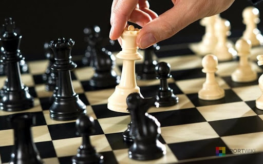 Шахматистам Днепра и Киева карантин играть не мешает