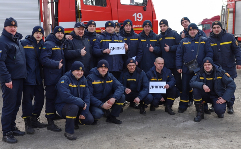 Пожарные Днепра, Кривого Рога и Каменского отправились на помощь спасателям Киева