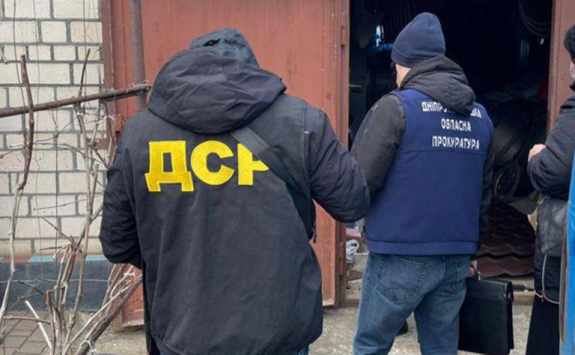 Взятка 37 тыс. грн.: На Днепропетровщине полицейские задержали чиновницу экоинспекции