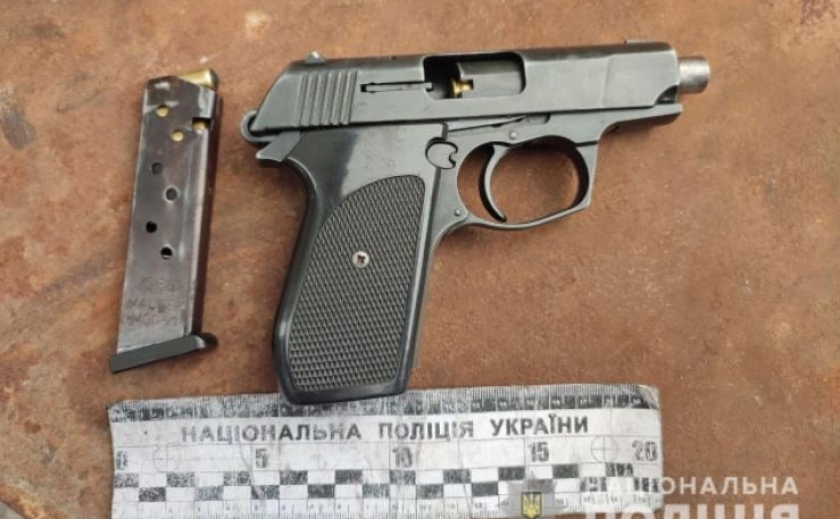 В Синельниково задержали мужчину, открывшего стрельбу по женщине