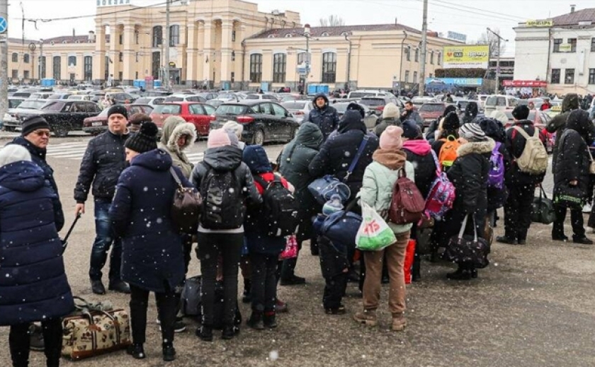 Днепр, Кривой Рог и Запорожье - ЗалізніВокзали: «Укрзалізниця» отметила 10 вокзалов Украины и их руководителей за помощь в эвакуации