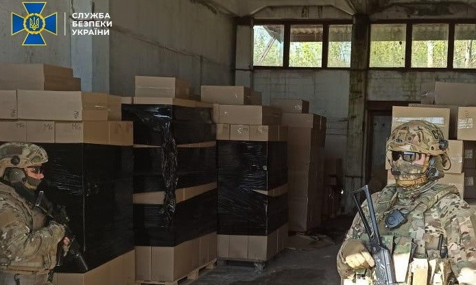Давай закурим? На Днепропетровщине столичная спецслужба конфисковала «контрабас» на 100 миллионов