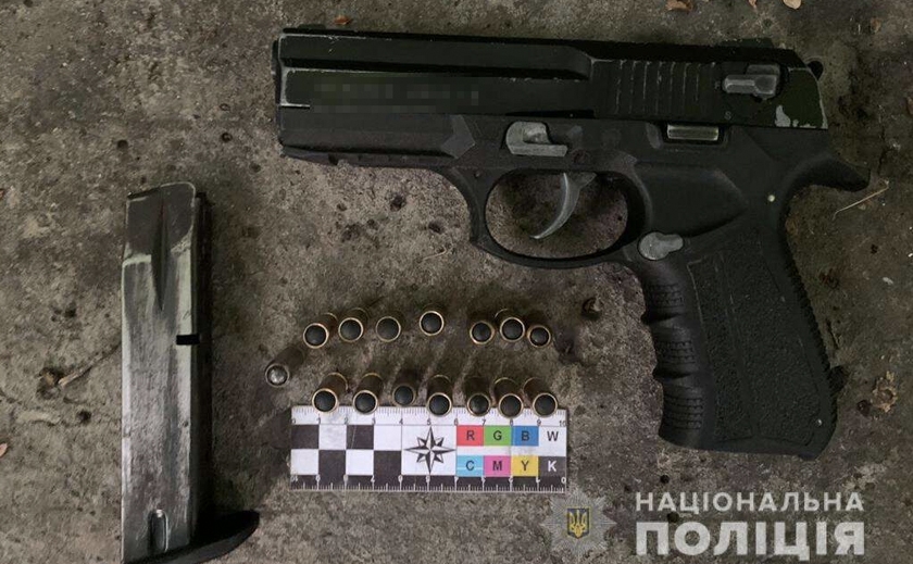 Продавал оружие и боеприпасы через Telegram: полиция Днепра задержала злоумышленника