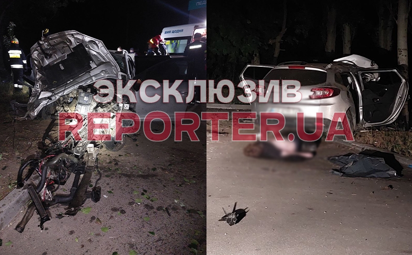 Смертельное ДТП в Днепре: машина всмятку, 21-летний пассажир погиб на месте