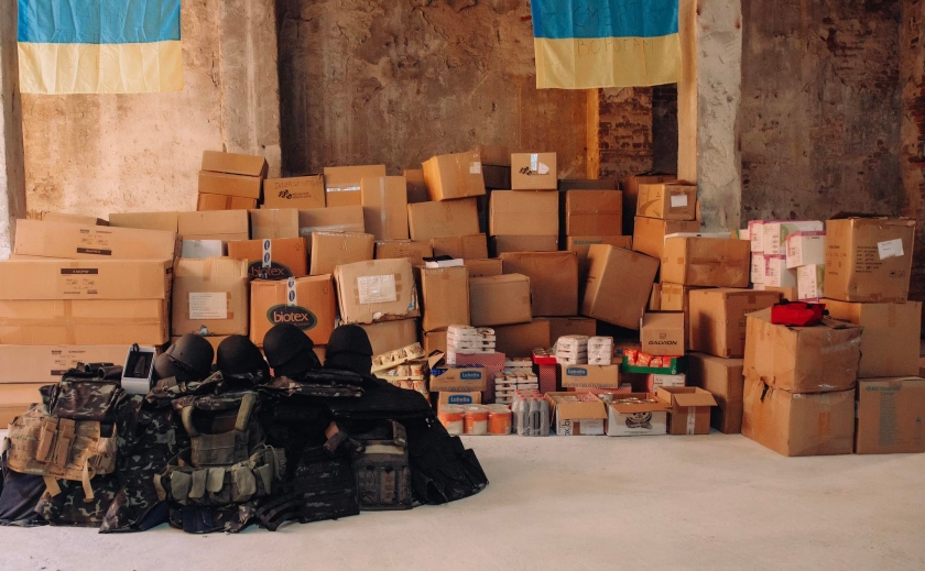Штаб помощи «Громадской силы» активно обеспечивает помощью ЗСУ на передовой и переселенцев в Днепре