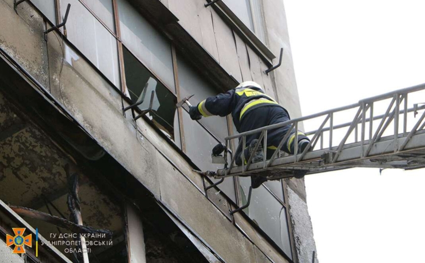 Пожар в многоэтажке в Днепре: есть пострадавшие