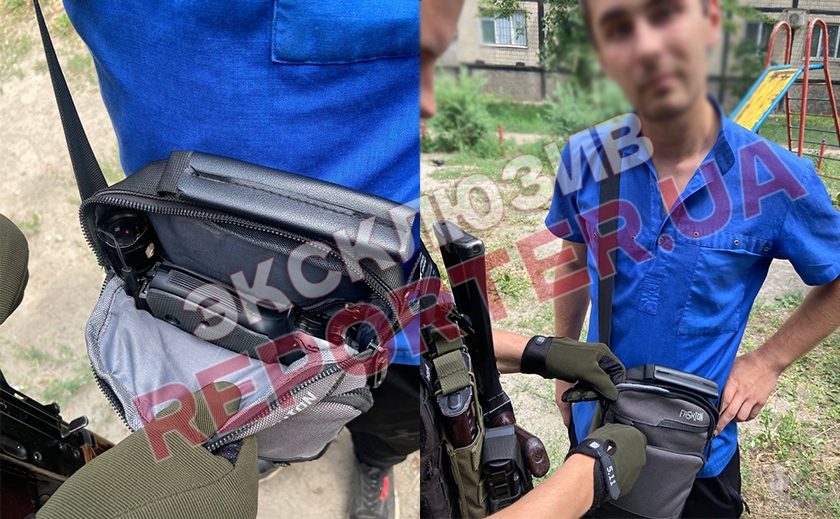 В Днепре на Слобожанском проспекте нетрезвые мужчины стреляли из пистолета на детской площадке