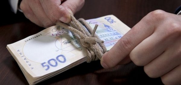 На Днепропетровщине бухгалтер разработала схему получения лишних субвенций