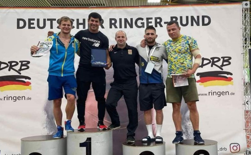 Борці з Дніпра та Запоріжжя вибороли медалі на Гран-прі Німеччини