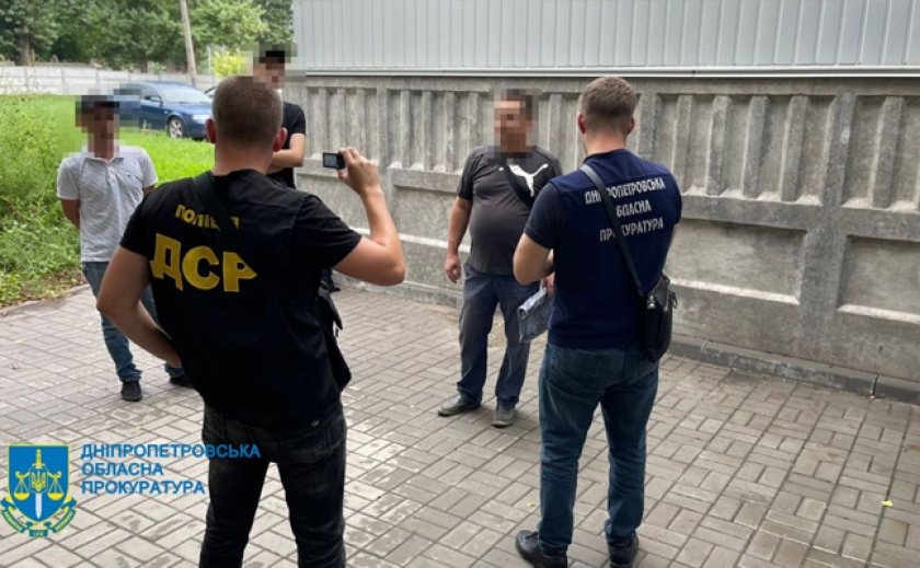 1 тис. доларів за довідки про непрацездатність: Поліція затримала інспектора Держпраці Дніпропетровської області