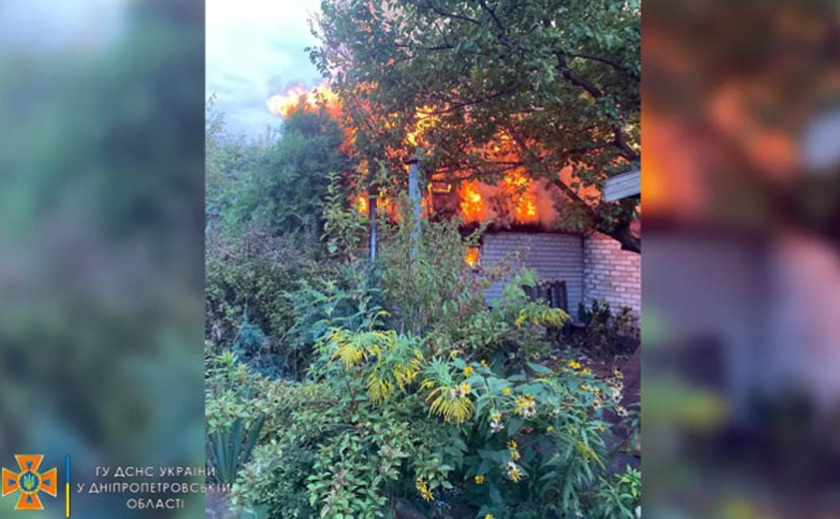 Сильна пожежа у Дніпрі: згоріла лазня