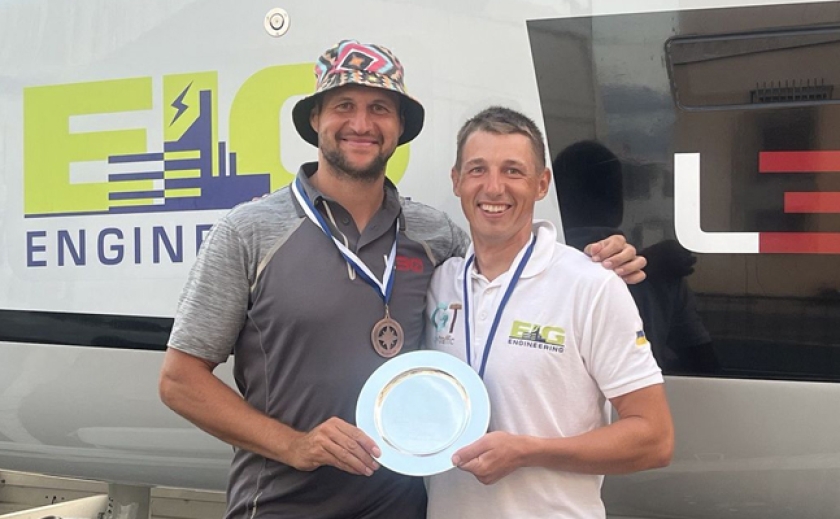 Андрій Гусенко з Дніпра взяв «бронзу» на чемпіонаті Європи в класі яхт L30 в Італії