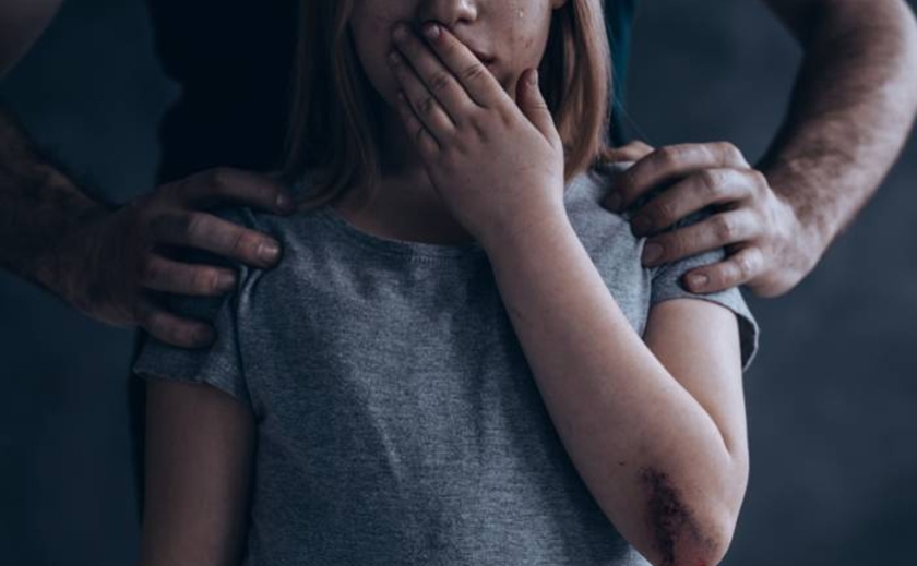 Жителя Дніпропетровщини судитимуть за згвалтування та розбещення малолітньої доньки: подробиці