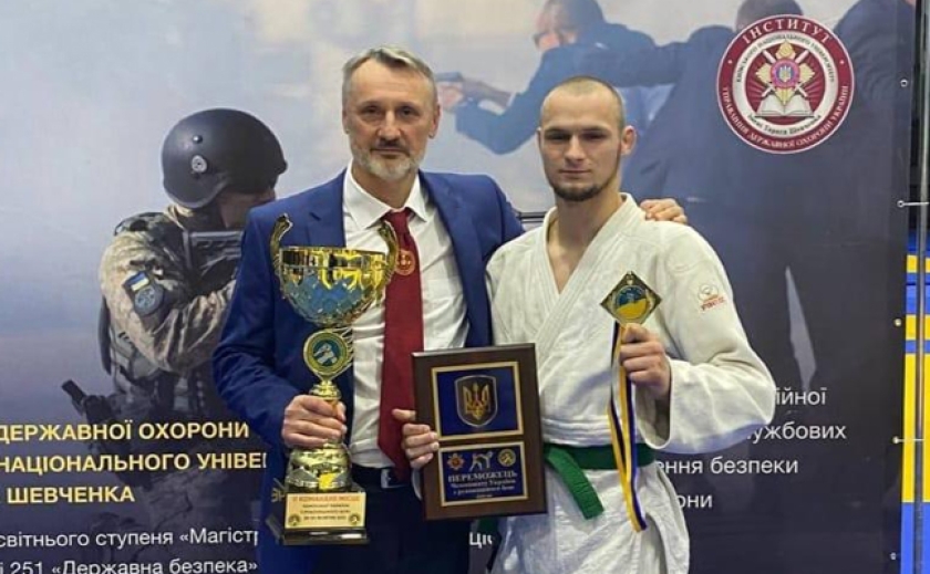 Поліцейський Єгор Набока з Дніпра став чемпіоном України з рукопашного бою