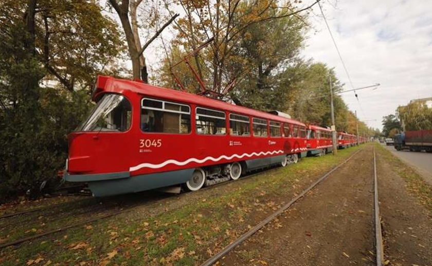 У Дніпрі популярний трамвай змінить розклад 17 листопада