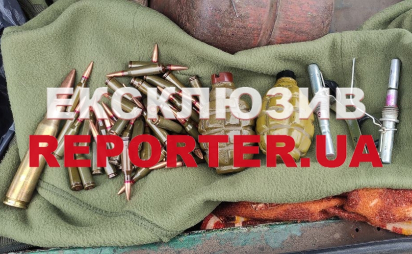 Поліцейські Дніпра виявили гранати в автівці військового: подробиці