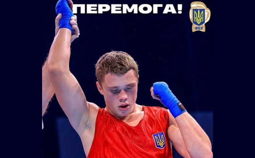 Боксер Микита Засенок з Дніпра став чемпіоном світу серед юніорів