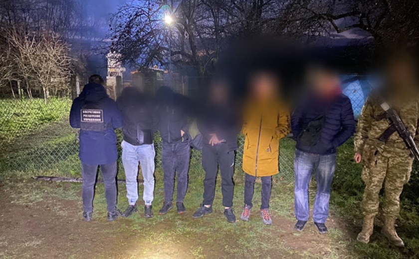 Хотів вночі обійти прикордонні наряди: Прикордонники затримали ухилянта з Дніпропетровщии поблизу кордону з Румунією