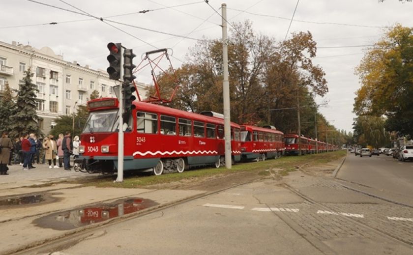 Сьогодні, 7 лютого, в Дніпрі перевозять пасажирів 18 технічних рейсів електротранспорту Сьогодні, 7 лютого, в Дніпрі перевозять пасажирів 18 технічних рейсів електротранспорту
