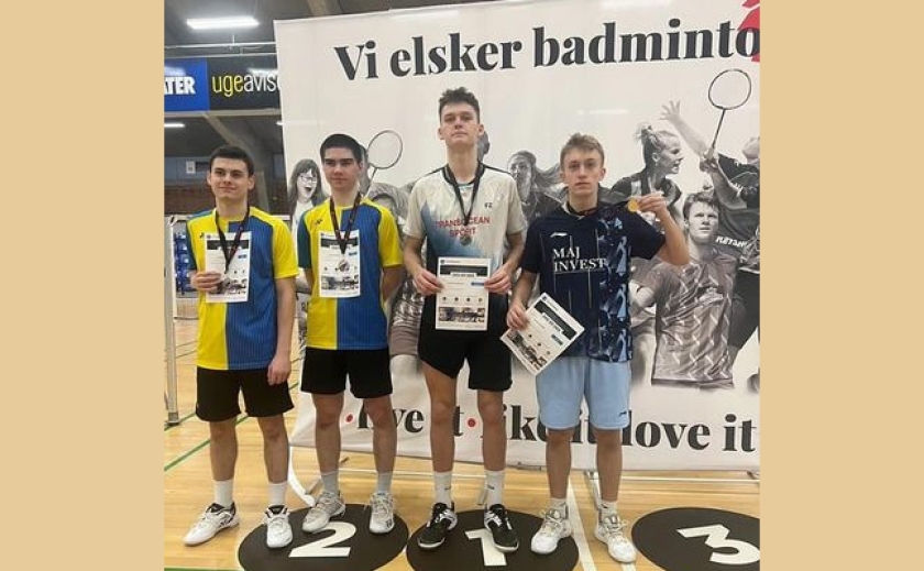 Двоє юнаків-бадмінтоністів з Дніпра стали віце-чемпіонами Данії