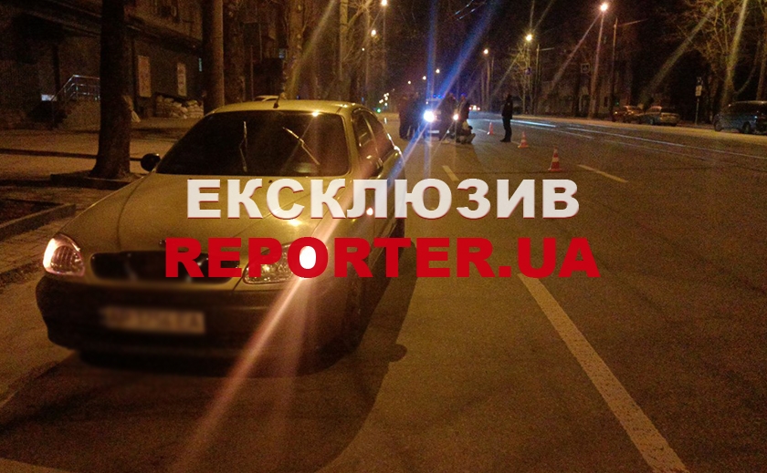 Вискочив із-за тролейбуса: В Дніпрі на проспекті Богдана Хмельницького водій Daewoo Sens збив пішохода
