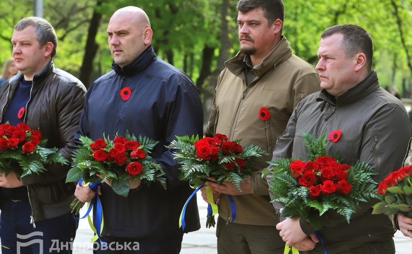 У Дніпрі в День пам'яті та примирення вшанували загиблих у Другій світовій