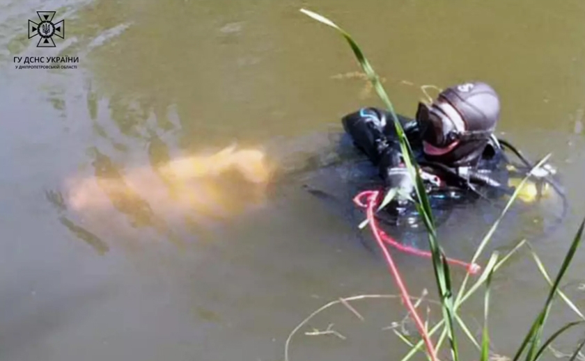 Пішов купатись та не повернувся: у водоймі Дніпра знайшли мертвого чоловіка