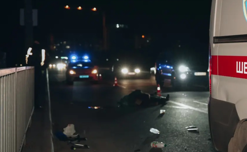Потрібна допомога свідків: на Набережній Перемоги у Дніпрі водій Daewoo збив пішохода