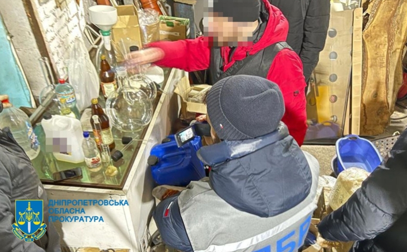 Двоє мешканців Дніпра створили наркоугрупування з щомісячним прибутком понад 12 мільйонів гривень: деталі