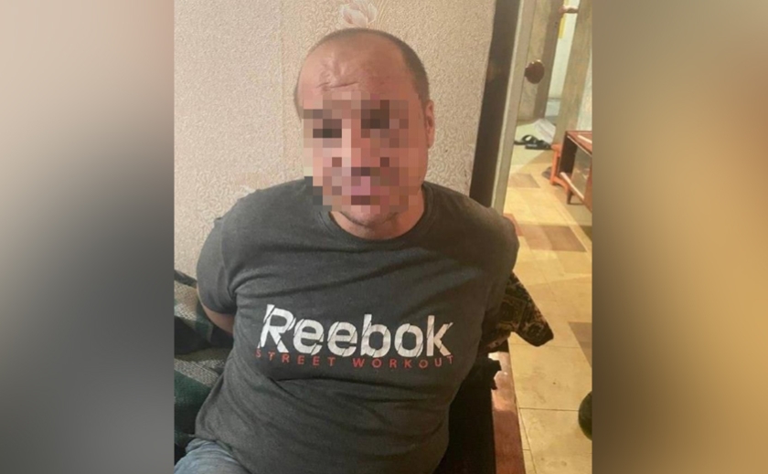 Забив до смерті: поліцейські Дніпра затримали 41-річного чоловіка за вбивство родича