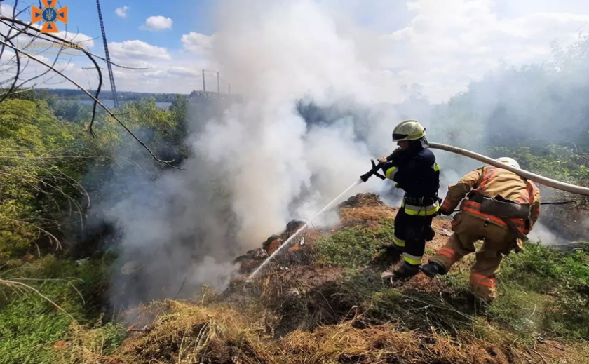 Рятувальники Дніпропетровщини протягом доби ліквідували 26 пожеж в екосистемах