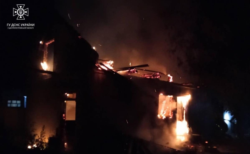 На пожежі у Дніпровському районі виявили тіло чоловіка без ознак життя На пожежі у Дніпровському районі виявили тіло чоловіка без ознак життя