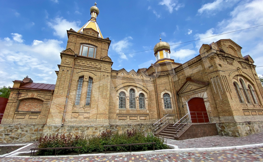 В Николаевке под Днепром Свято-Вознесенскому храму исполось 115 лет