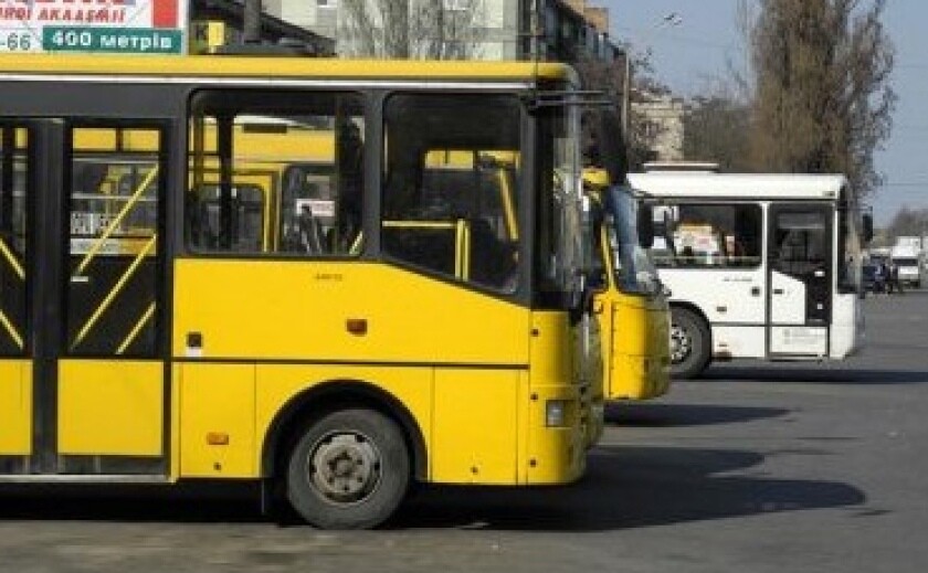 Як працює громадський транспорт у Дніпрі 18 жовтня