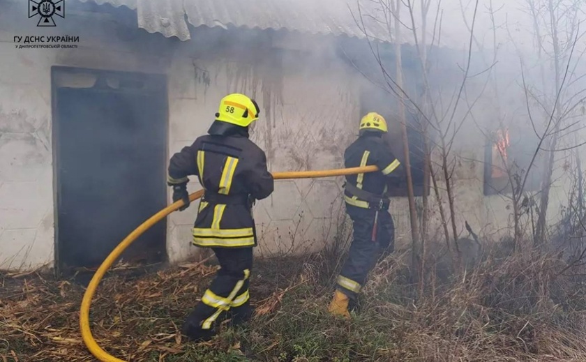 Вогнеборці ліквідували займання господарської споруди у Дніпровському районі