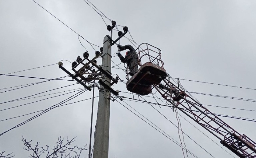 У листопаді енергетики ДТЕК повернули світло у 24 тисячі осель Дніпропетровщини